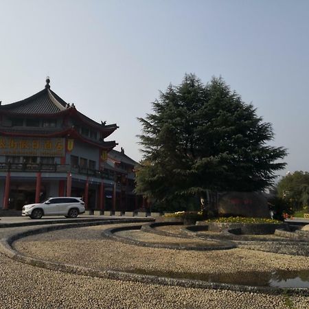 Danjiangkou Wudangshan Yinjie Holiday Hotel מראה חיצוני תמונה