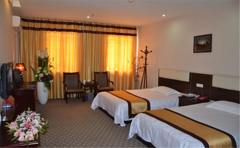 Danjiangkou Wudangshan Yinjie Holiday Hotel חדר תמונה
